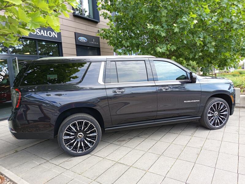 Chevrolet Suburban